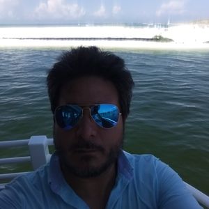 Meet your Posher, Gerardo